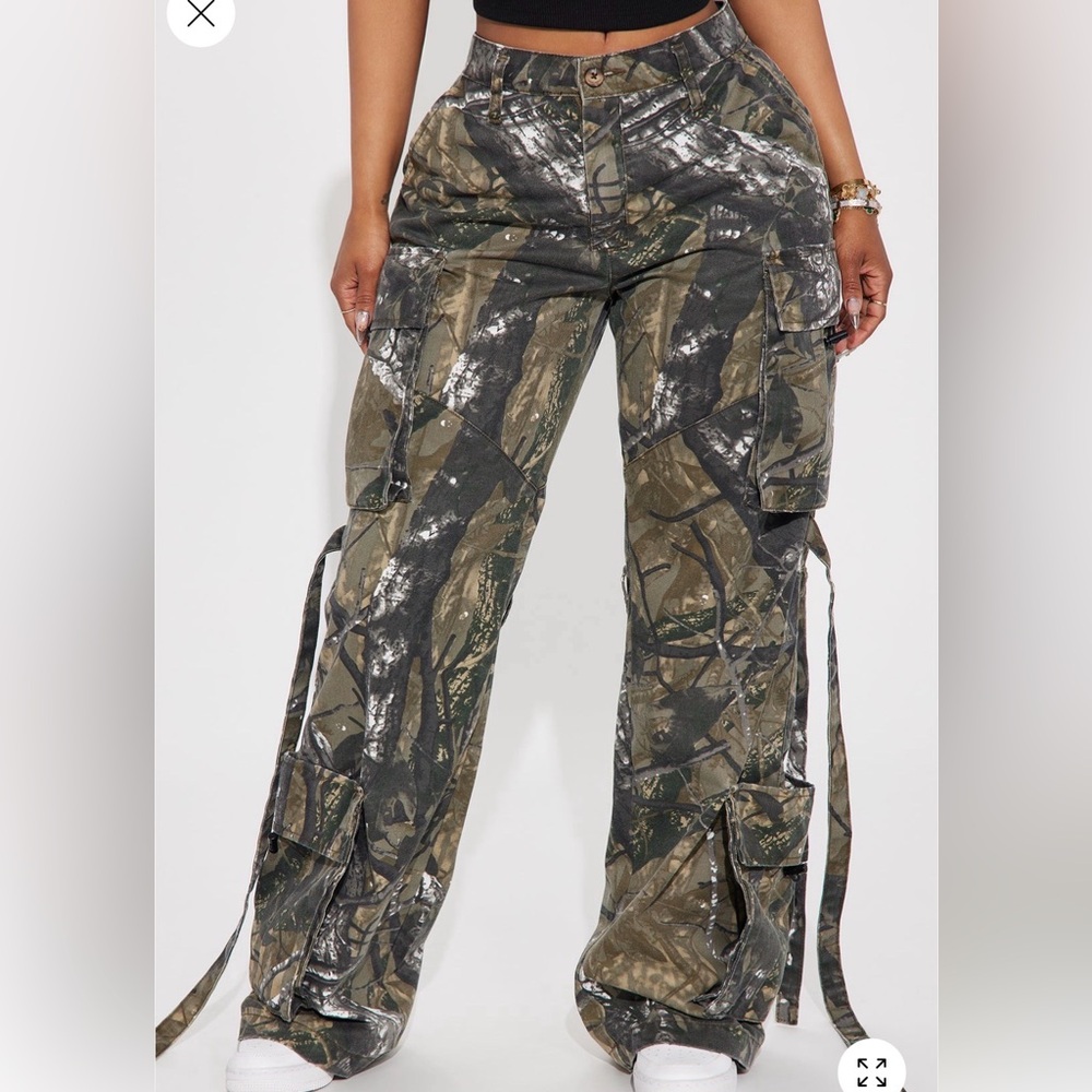 Fashion Nova Green Camouflage Wide Leg Pants
